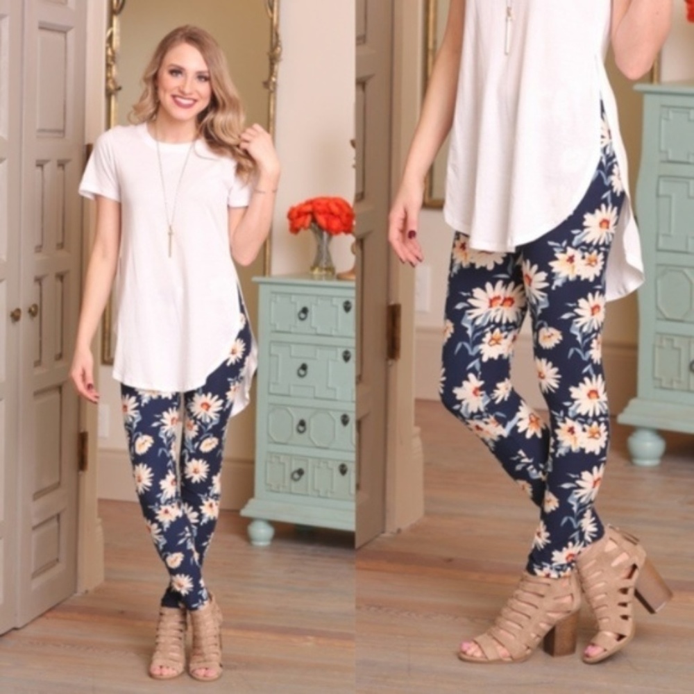 ➕ Plus Size Daisy Leggings